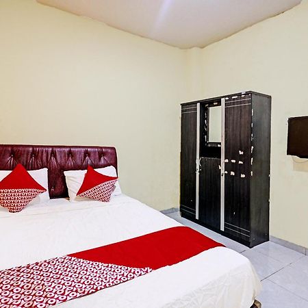 Oyo 92322 Hasan House Syariahnearpelabuhan Feri Harbor Bay Нагоя Экстерьер фото